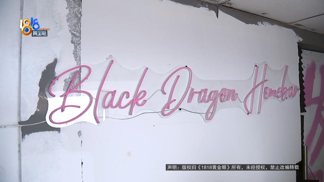 DƬ